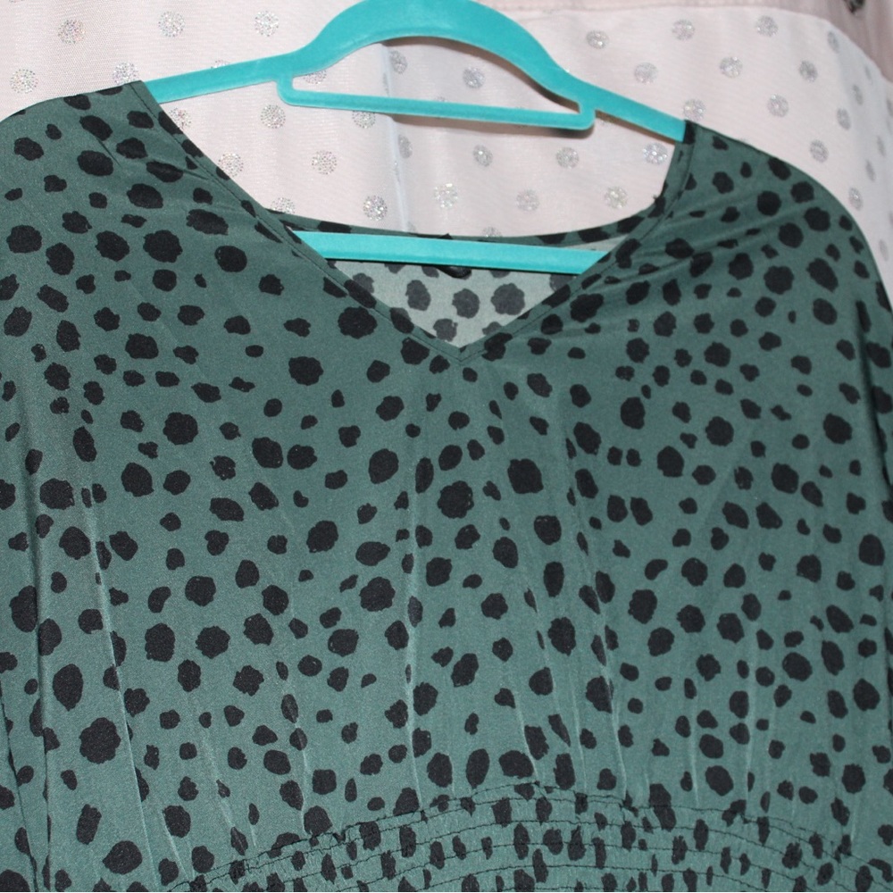 Dalmatian ruffled hem dress